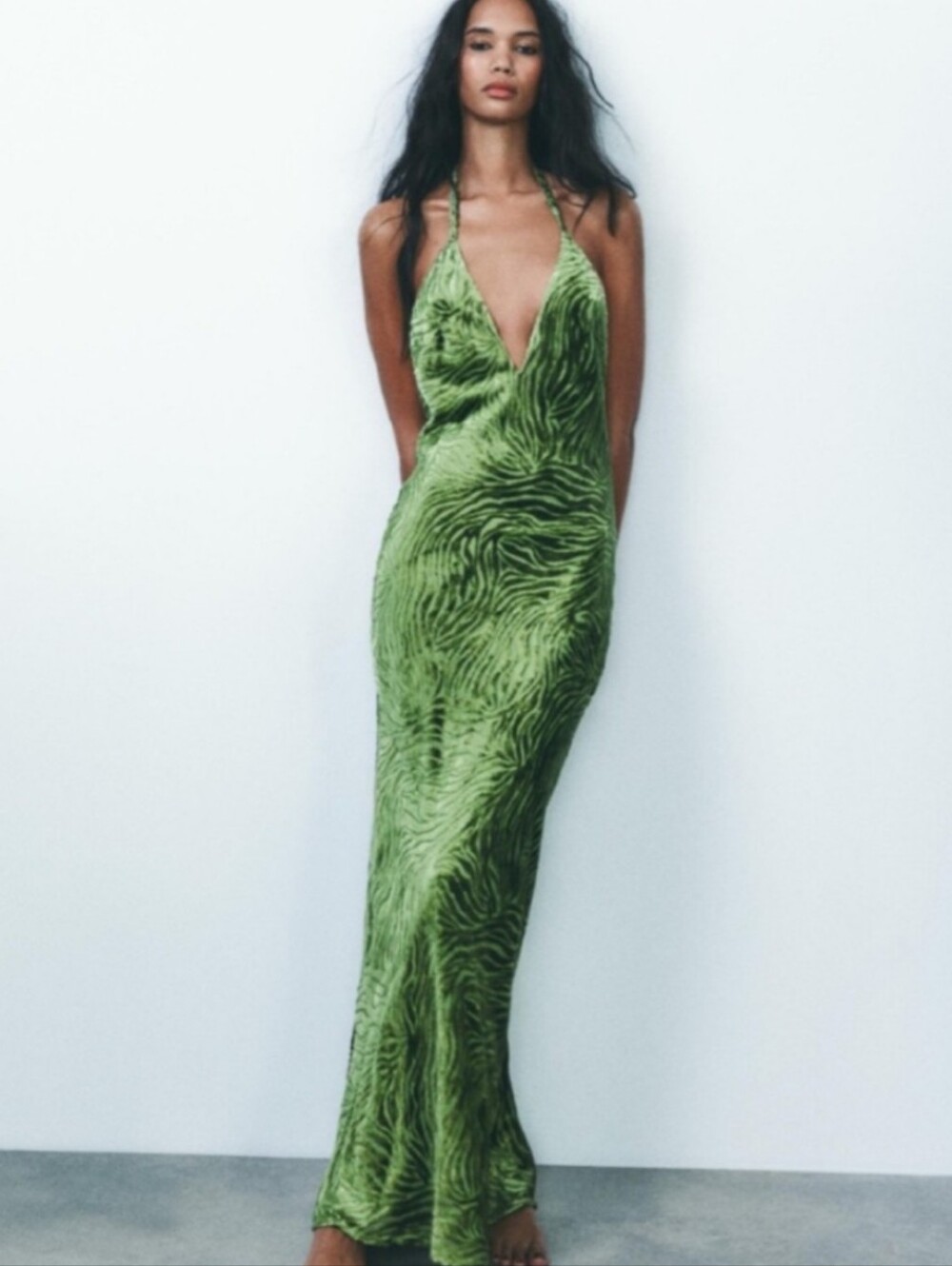Zara Lime green velvet burnout halter Maxi dress Animal print deep v neck Medium - Picture 2 of 7
